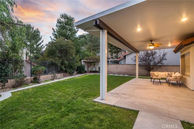 29033 Shadow Valley Lane, Saugus, CA 91390