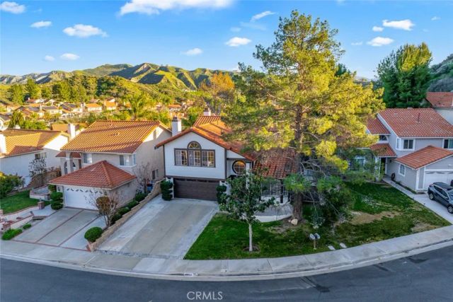 29033 Shadow Valley Lane, Saugus, CA 91390