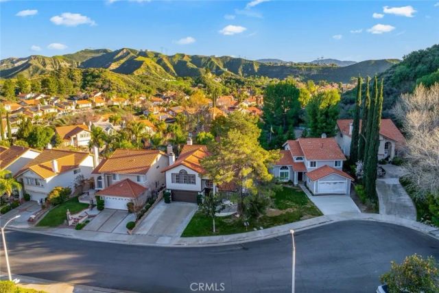 29033 Shadow Valley Lane, Saugus, CA 91390