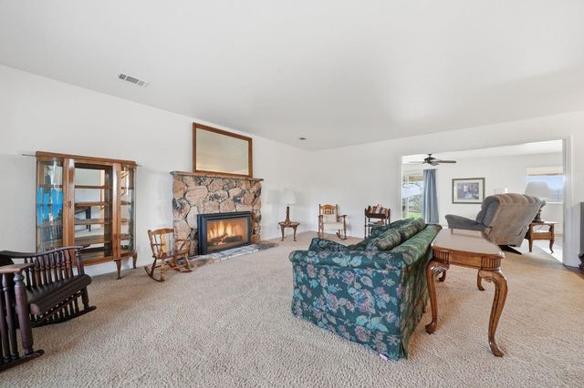 830 Argonaut Dr, Jackson, CA 95642