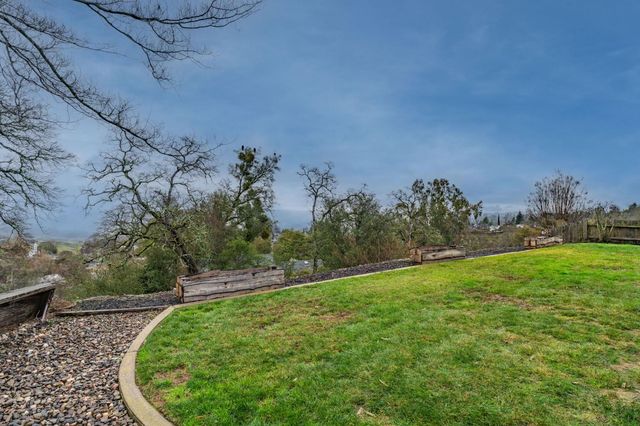 830 Argonaut Dr, Jackson, CA 95642