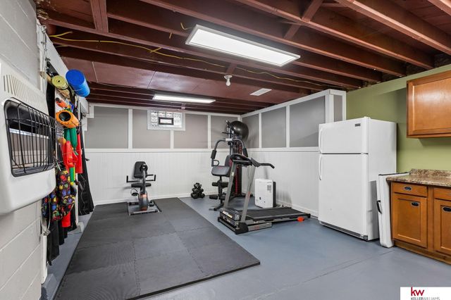 1003 Parkway Drive, Bellevue, NE 68005