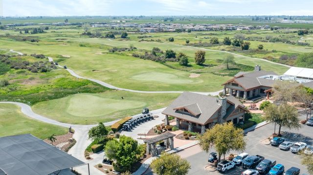 1257 Ridge Creek Estates Way, Dinuba, CA 93618