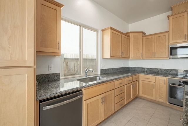 1257 Ridge Creek Estates Way, Dinuba, CA 93618