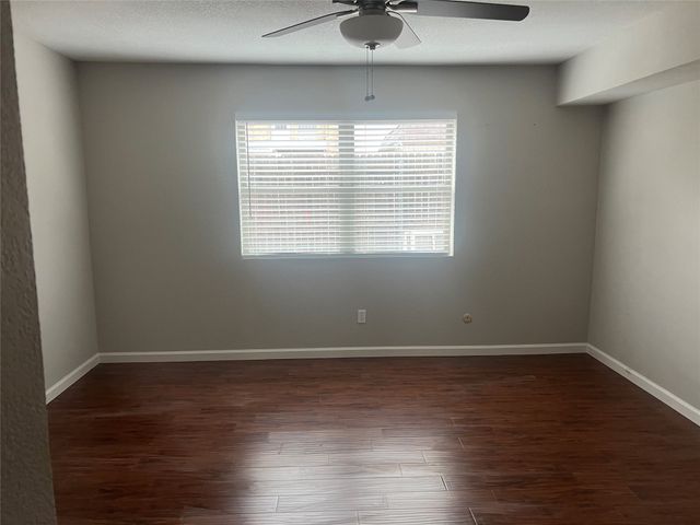 7915 Meadow Park Drive 110, Dallas, TX 75230