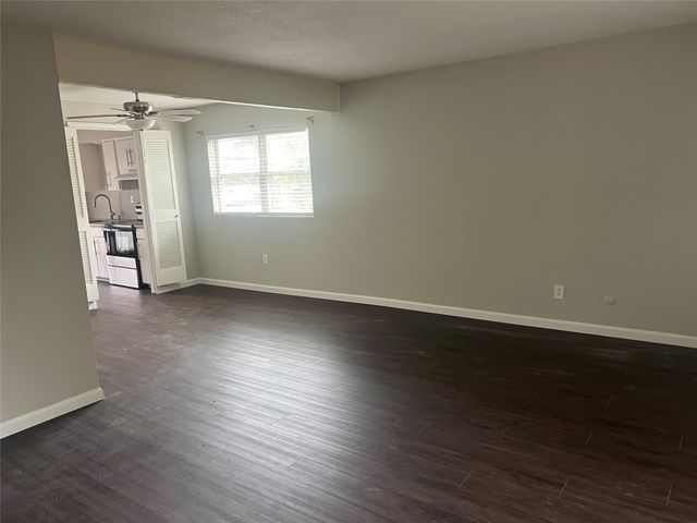 7915 Meadow Park Drive 110, Dallas, TX 75230