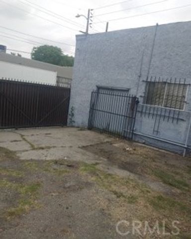 7024 S Western Avenue, Los Angeles, CA 90047