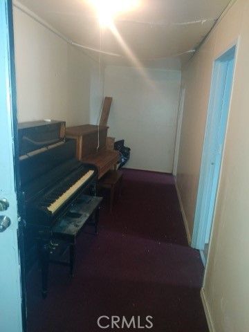 7024 S Western Avenue, Los Angeles, CA 90047