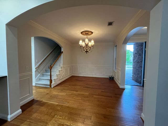 1009 Larkwood Dr, Hermitage, TN 37076