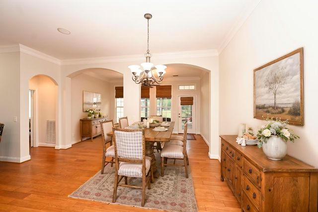 1009 Larkwood Dr, Hermitage, TN 37076