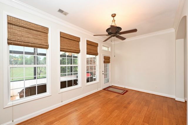 1009 Larkwood Dr, Hermitage, TN 37076