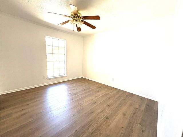 108 Houston Street, Angleton, TX 77515