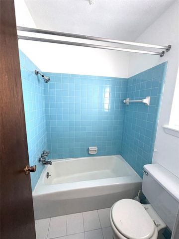 108 Houston Street, Angleton, TX 77515