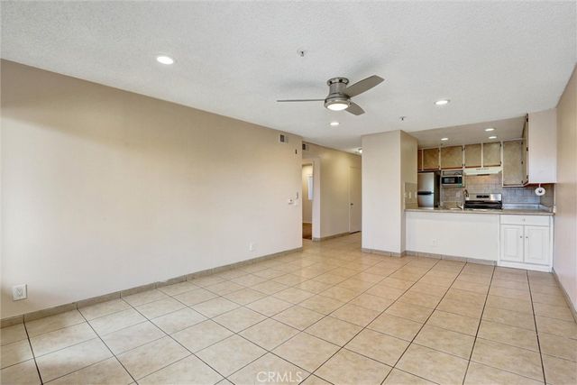 450 E 4th Street 337, Santa Ana, CA 92701