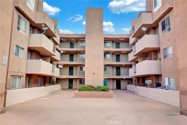 450 E 4th Street 337, Santa Ana, CA 92701