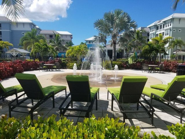 340 SAPPHIRE LAKE DRIVE 201, Bradenton, FL 34209