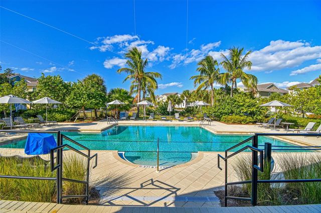 340 SAPPHIRE LAKE DRIVE 201, Bradenton, FL 34209