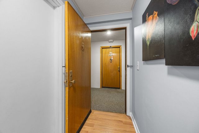 10 Candlewood Ln 2-1, Dennis, MA 02639