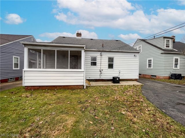 20511 Balfour Road, Beachwood, OH 44122