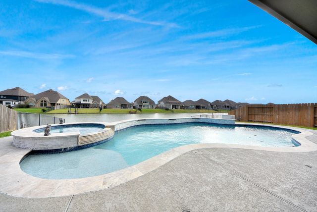 2714 Newport Lake Boulevard, Manvel, TX 77578