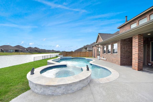 2714 Newport Lake Boulevard, Manvel, TX 77578