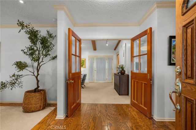 10411 Oso Avenue, Chatsworth, CA 91311