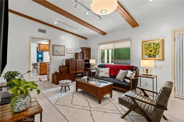 10411 Oso Avenue, Chatsworth, CA 91311