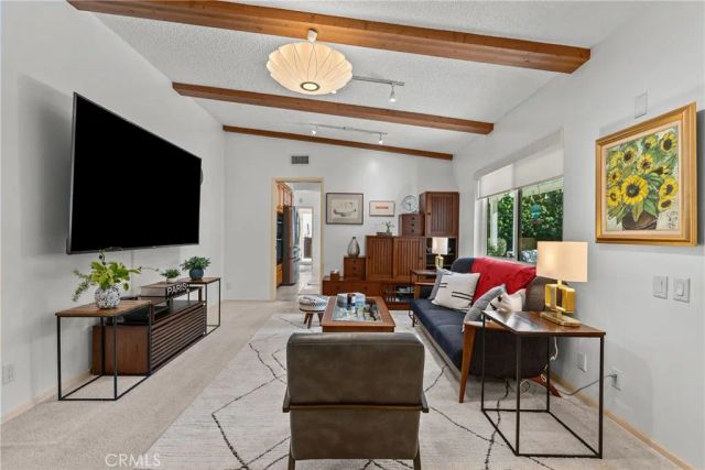 10411 Oso Avenue, Chatsworth, CA 91311