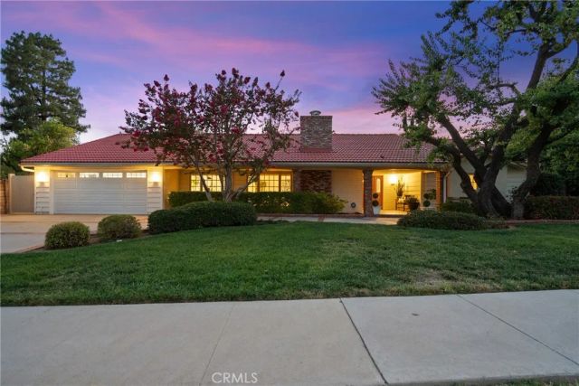 10411 Oso Avenue, Chatsworth, CA 91311