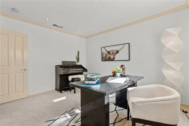 10411 Oso Avenue, Chatsworth, CA 91311