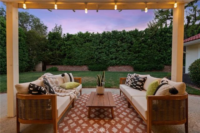 10411 Oso Avenue, Chatsworth, CA 91311