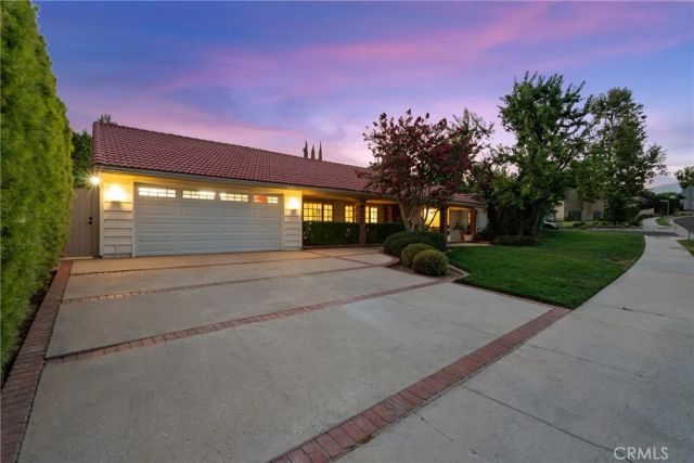 10411 Oso Avenue, Chatsworth, CA 91311