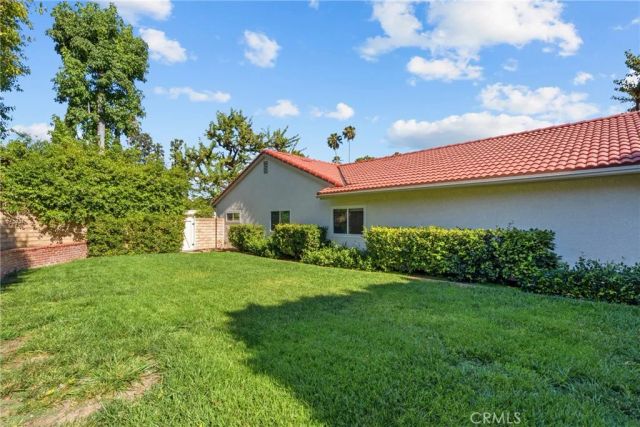 10411 Oso Avenue, Chatsworth, CA 91311