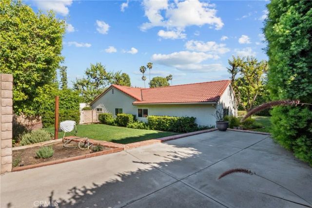 10411 Oso Avenue, Chatsworth, CA 91311