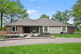 2000 June Street, Excelsior Springs, MO 64024