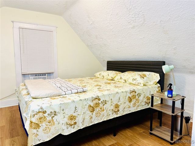 2523 Falls Street, Niagara Falls, NY 14303