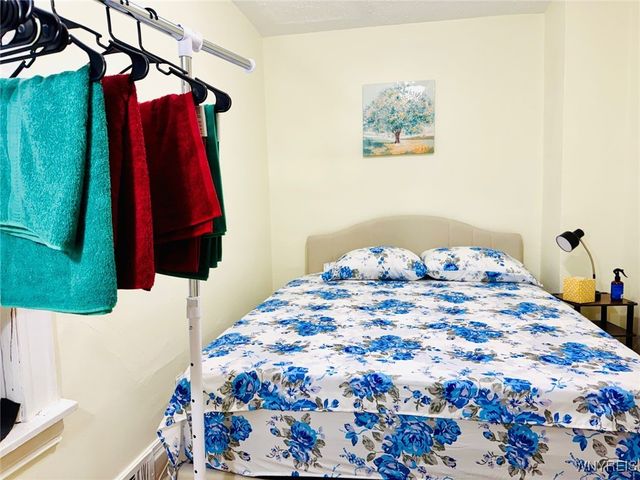 2523 Falls Street, Niagara Falls, NY 14303