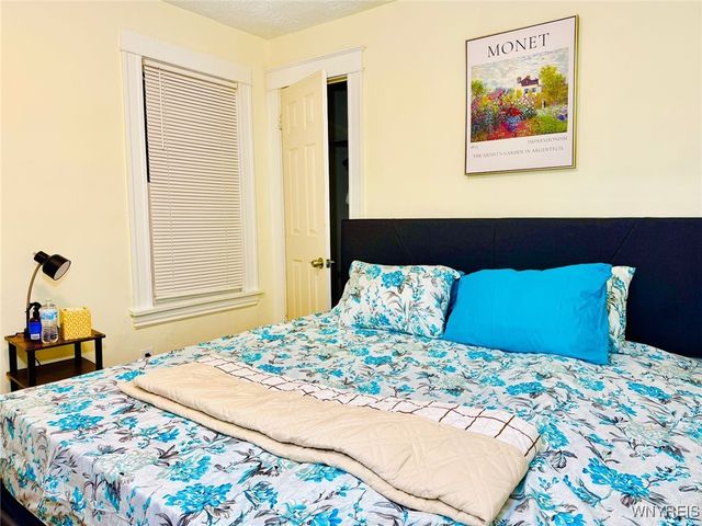 2523 Falls Street, Niagara Falls, NY 14303