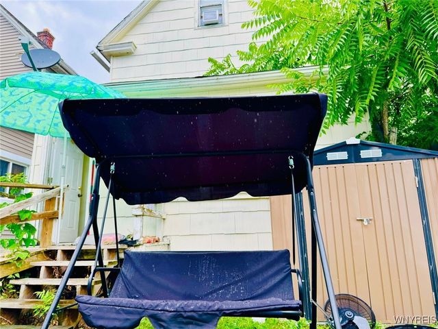 2523 Falls Street, Niagara Falls, NY 14303