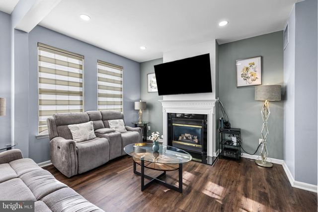 9884 SOUNDING SHORE LN, Bristow, VA 20136