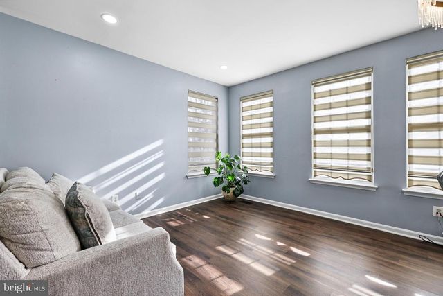 9884 SOUNDING SHORE LN, Bristow, VA 20136