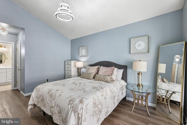 9884 SOUNDING SHORE LN, Bristow, VA 20136