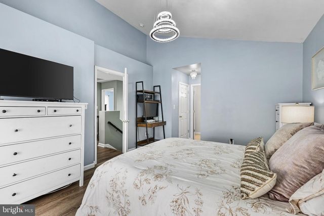 9884 SOUNDING SHORE LN, Bristow, VA 20136