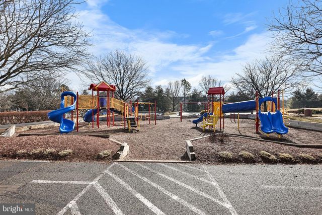 9884 SOUNDING SHORE LN, Bristow, VA 20136