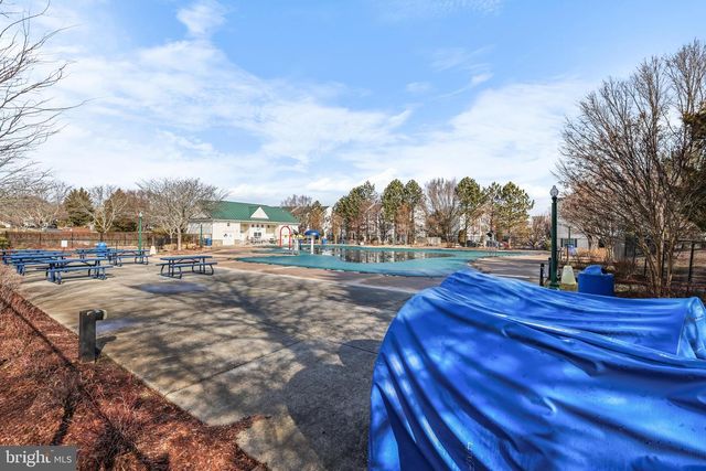 9884 SOUNDING SHORE LN, Bristow, VA 20136