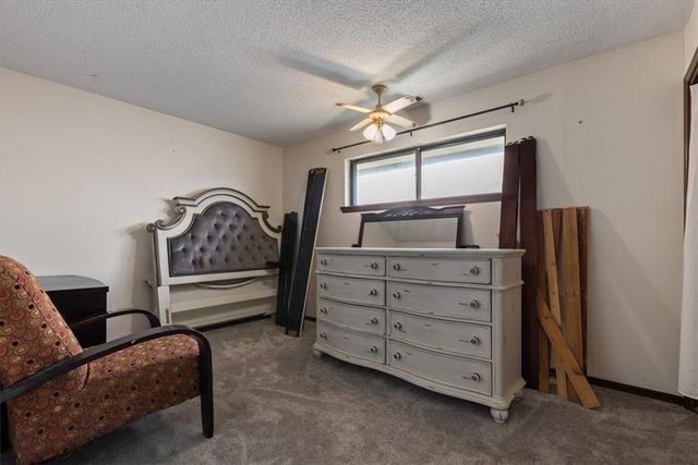 1802 SE Crouch Street, Bentonville, AR 72712