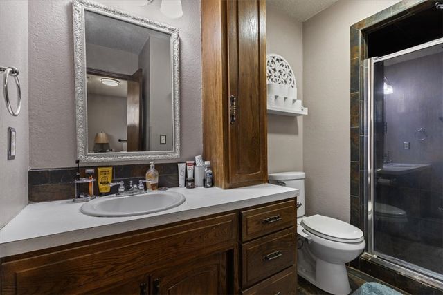 1802 SE Crouch Street, Bentonville, AR 72712