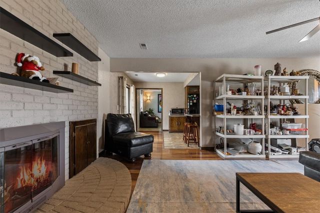 1802 SE Crouch Street, Bentonville, AR 72712