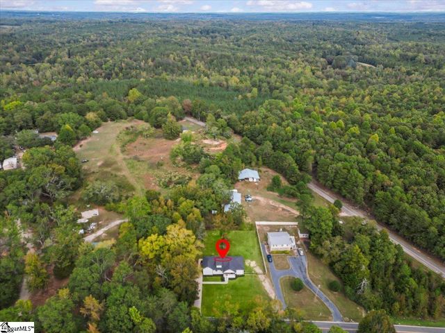 1141 Old Hills Bridge Road, Pauline, SC 29374