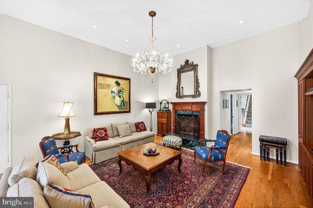 1003 PRIORY PL, Mclean, VA 22101